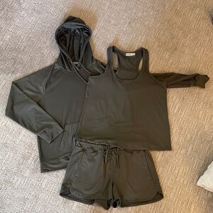 Barefoot Dreams Malibu Collection Hoodie and Tank Set